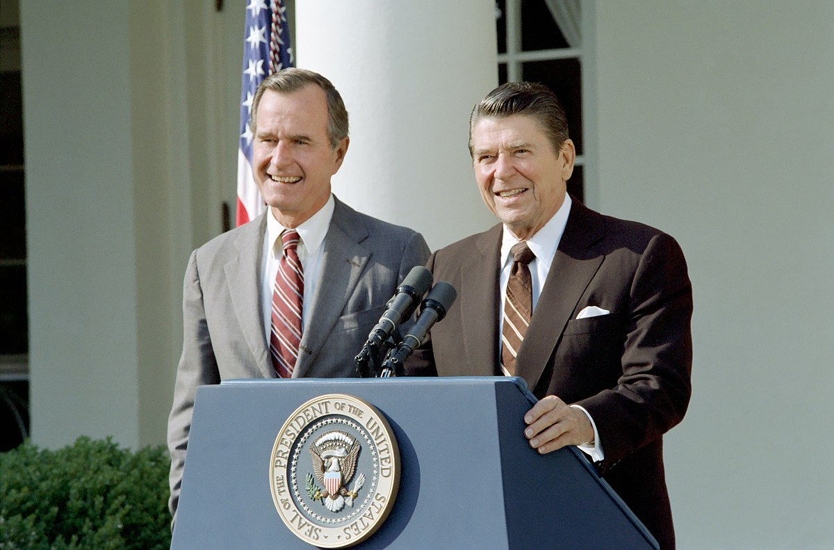 Evolusi Ideologi Politik Ronald Reagan: Dari Liberalis ke Konservatif